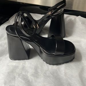 Zara, high heeled black platform leather sandal, size 36